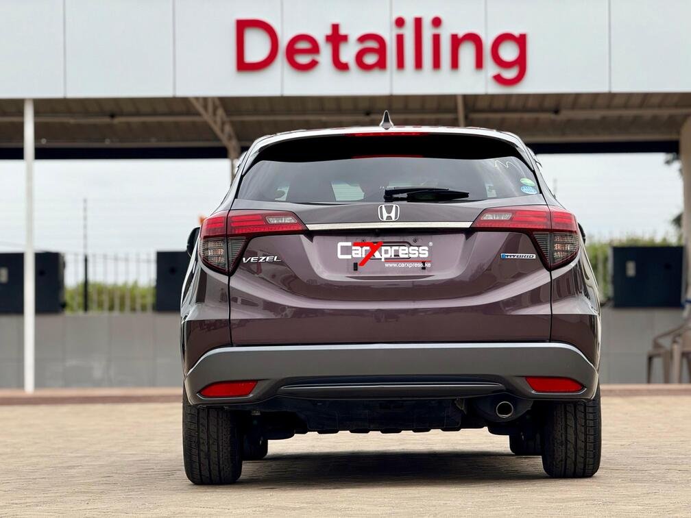 HONDA VEZEL HYBRID thumbnail 4