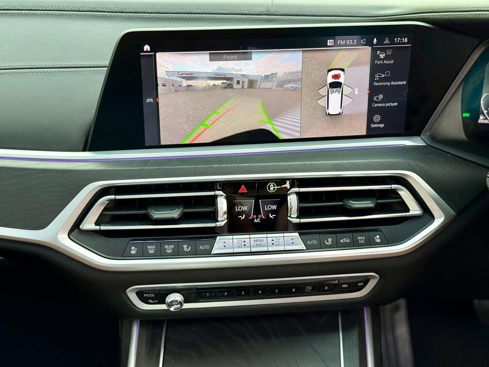 BMW X7 thumbnail 9