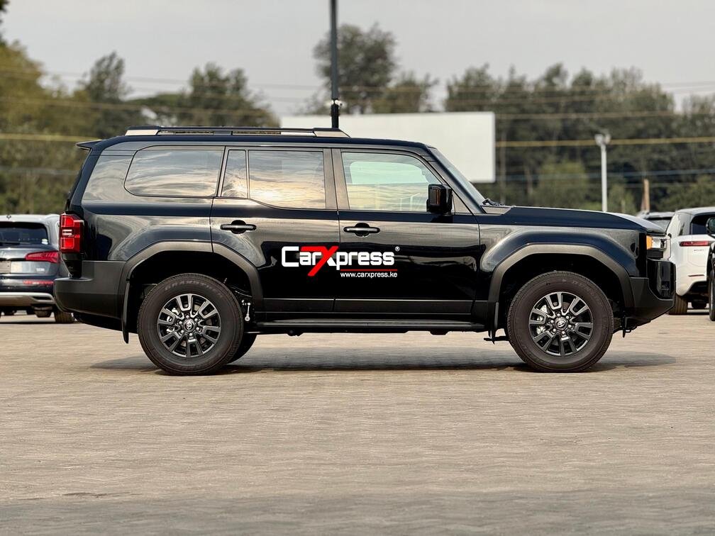 TOYOTA LAND CRUISER PRADO J250 thumbnail 5