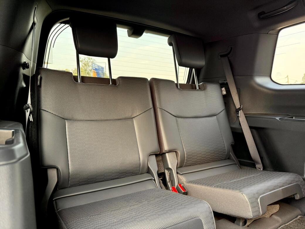TOYOTA LAND CRUISER PRADO J250 thumbnail 12