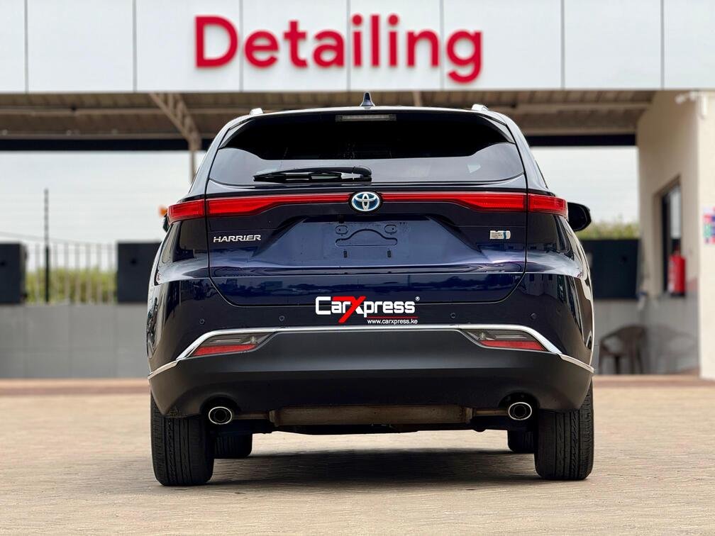 TOYOTA HARRIER HYBRID thumbnail 3
