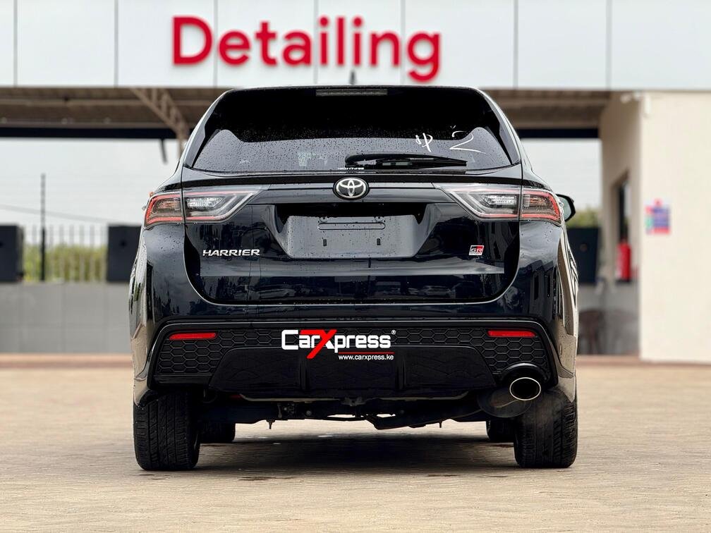TOYOTA HARRIER GR SPORT thumbnail 4