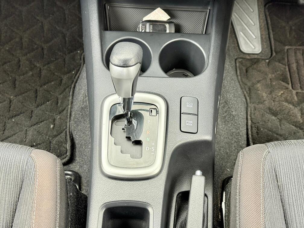 TOYOTA HILUX DOUBLE CAB thumbnail 8