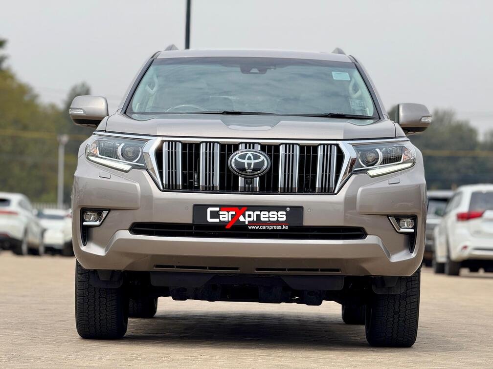TOYOTA LAND CRUISER PRADO VXL thumbnail 3