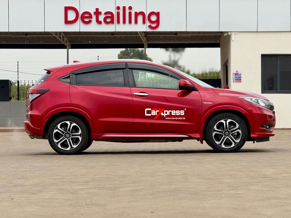 HONDA VEZEL HYBRID thumbnail 6