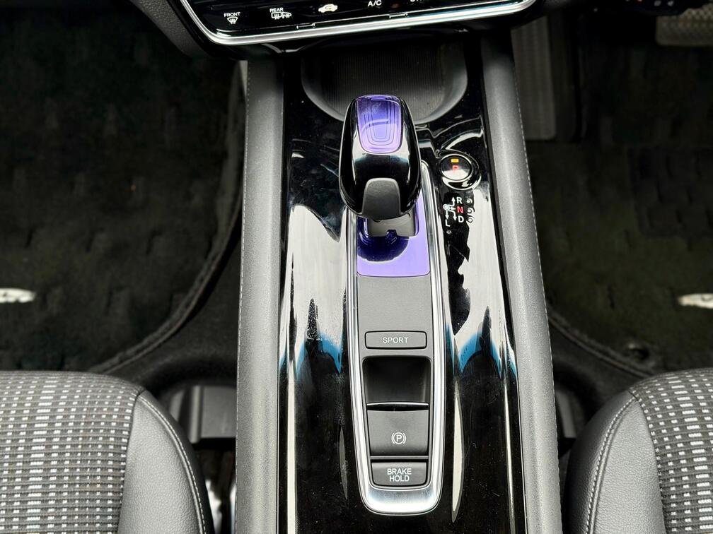 HONDA VEZEL HYBRID thumbnail 11