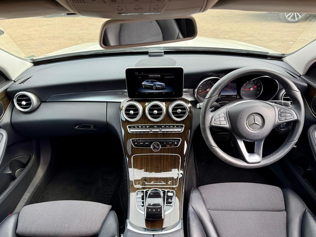 MERCEDES BENZ C200 W205 thumbnail 8