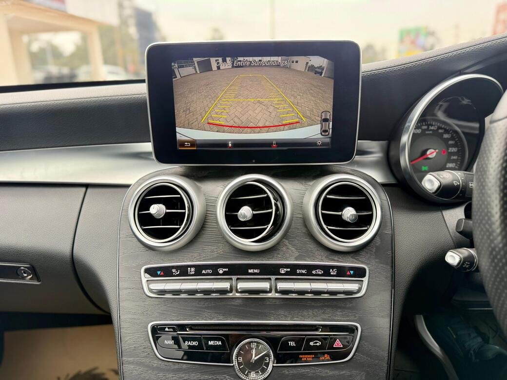 MERCEDES BENZ C200 W205 thumbnail 10