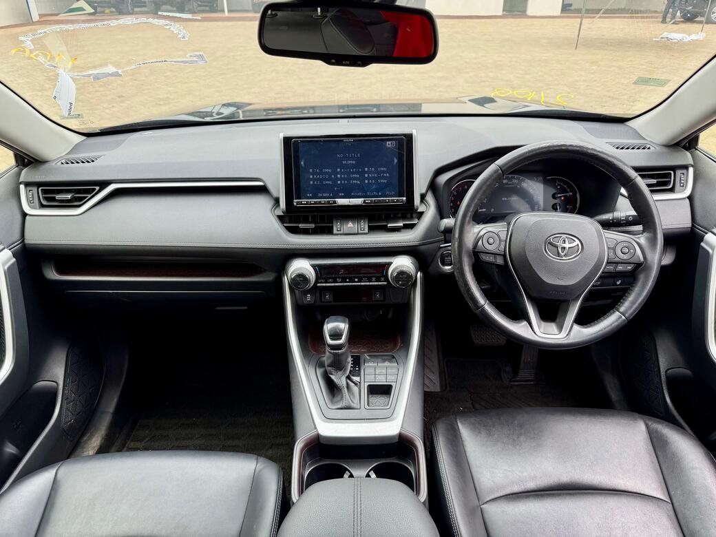 TOYOTA RAV 4 thumbnail 11