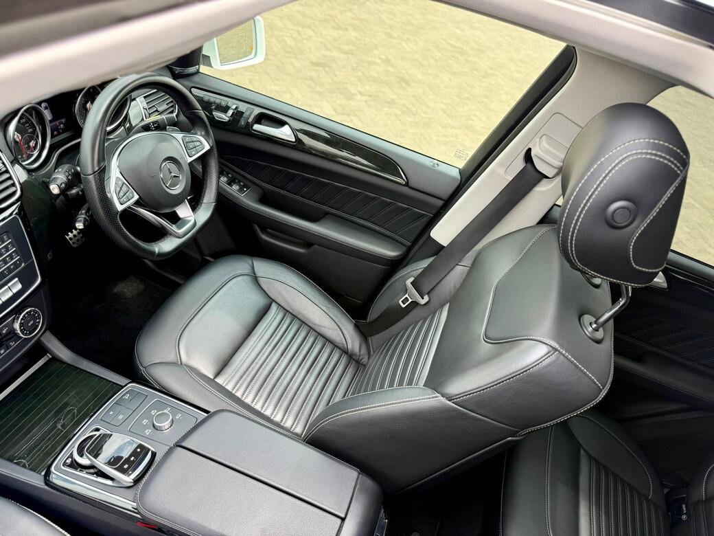 MERCEDES BENZ GLE350d 4MATIC thumbnail 10