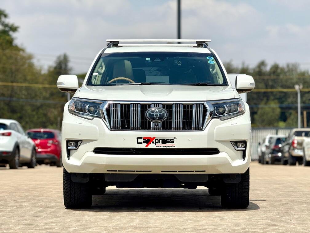 TOYOTA LAND CRUISER PRADO TZG thumbnail 3
