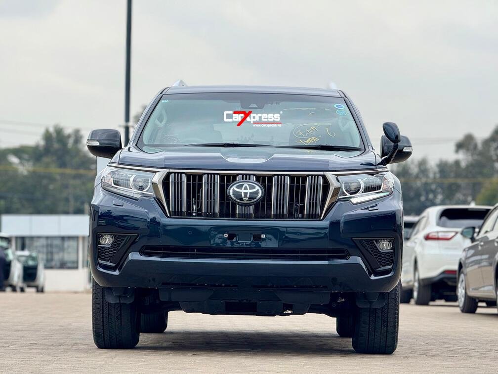 TOYOTA LAND CRUISER PRADO TXL thumbnail 3