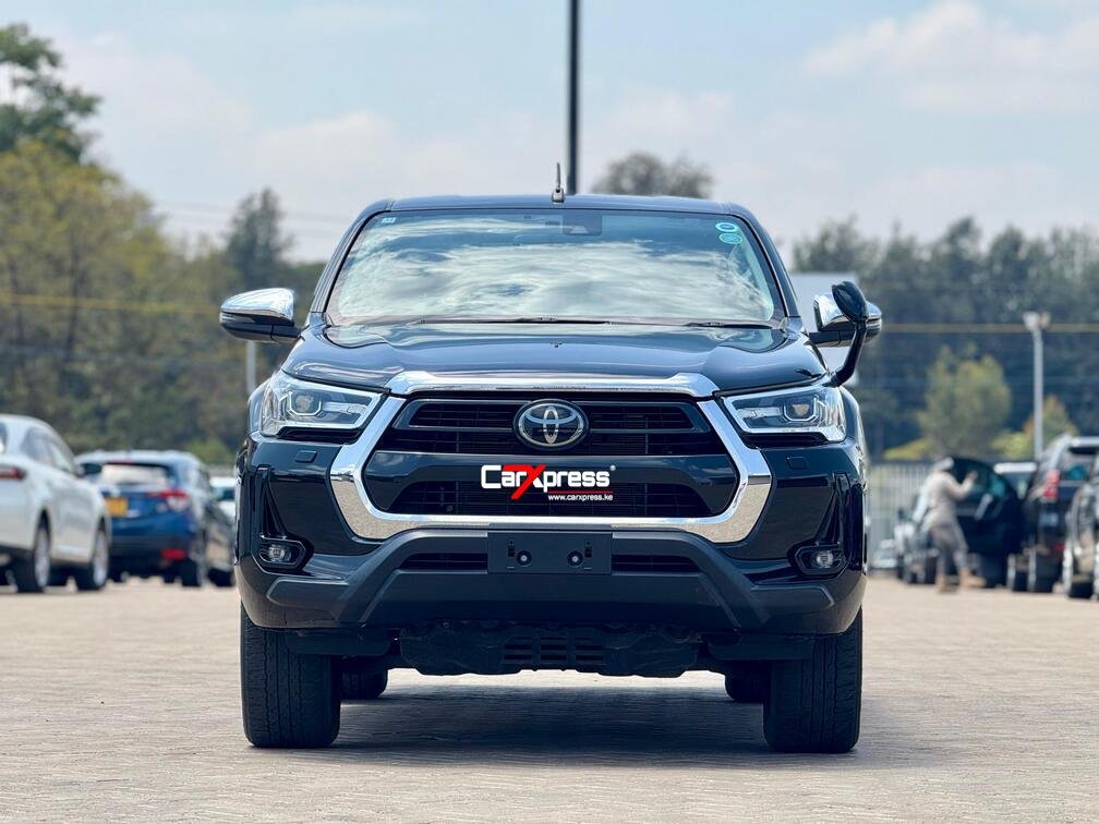 TOYOTA HILUX DOUBLE CAB thumbnail 3