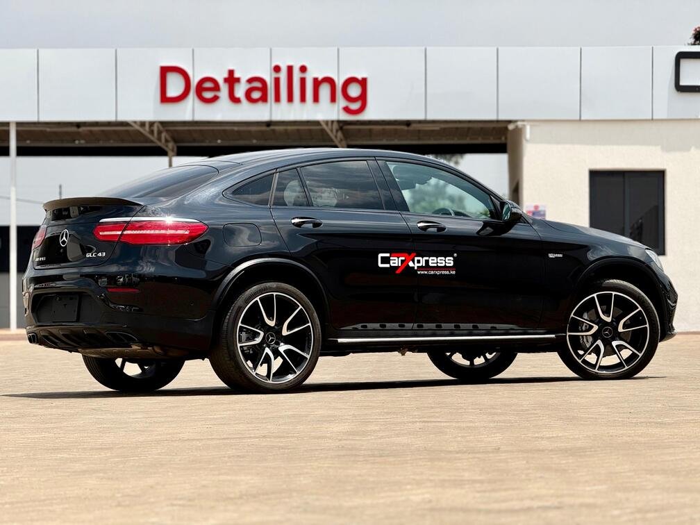 MERCEDES BENZ AMG GLC 43 COUPE 4MATIC thumbnail 8