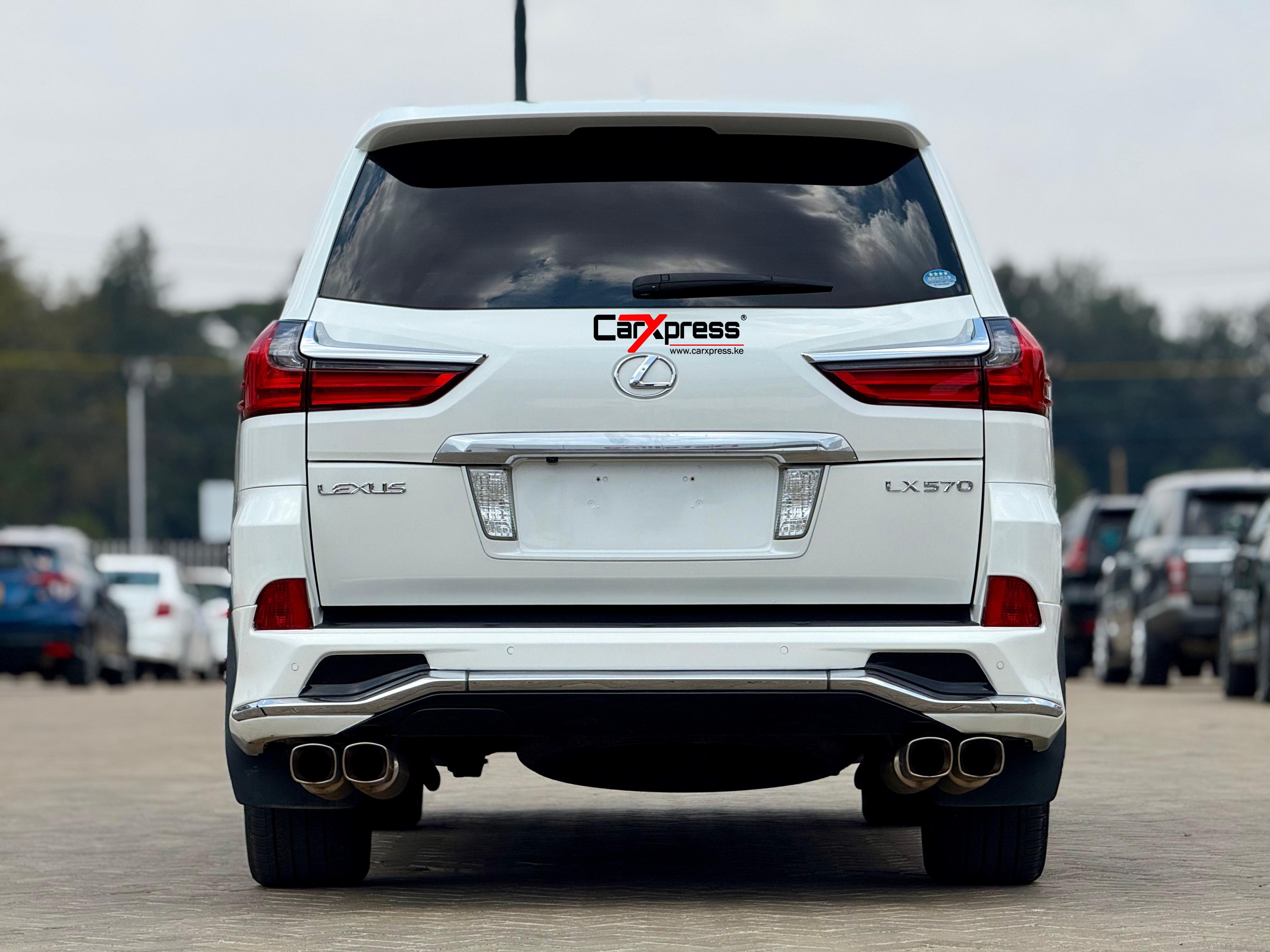 LEXUS LX570 thumbnail 4