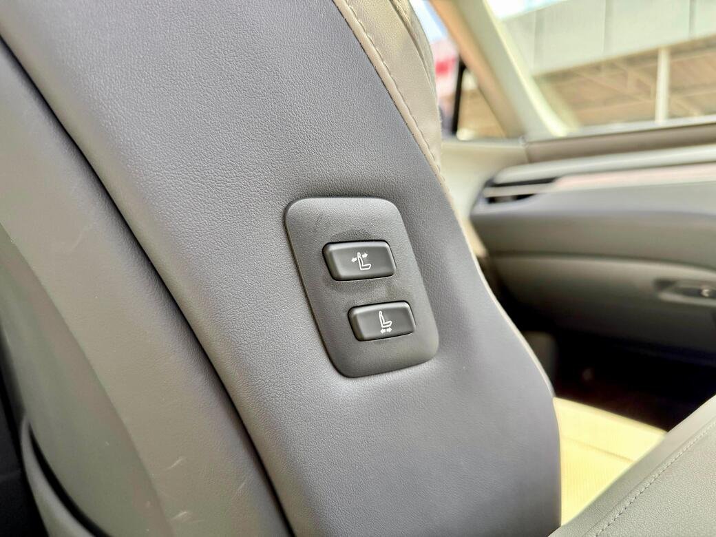 LEXUS RX350H thumbnail 14