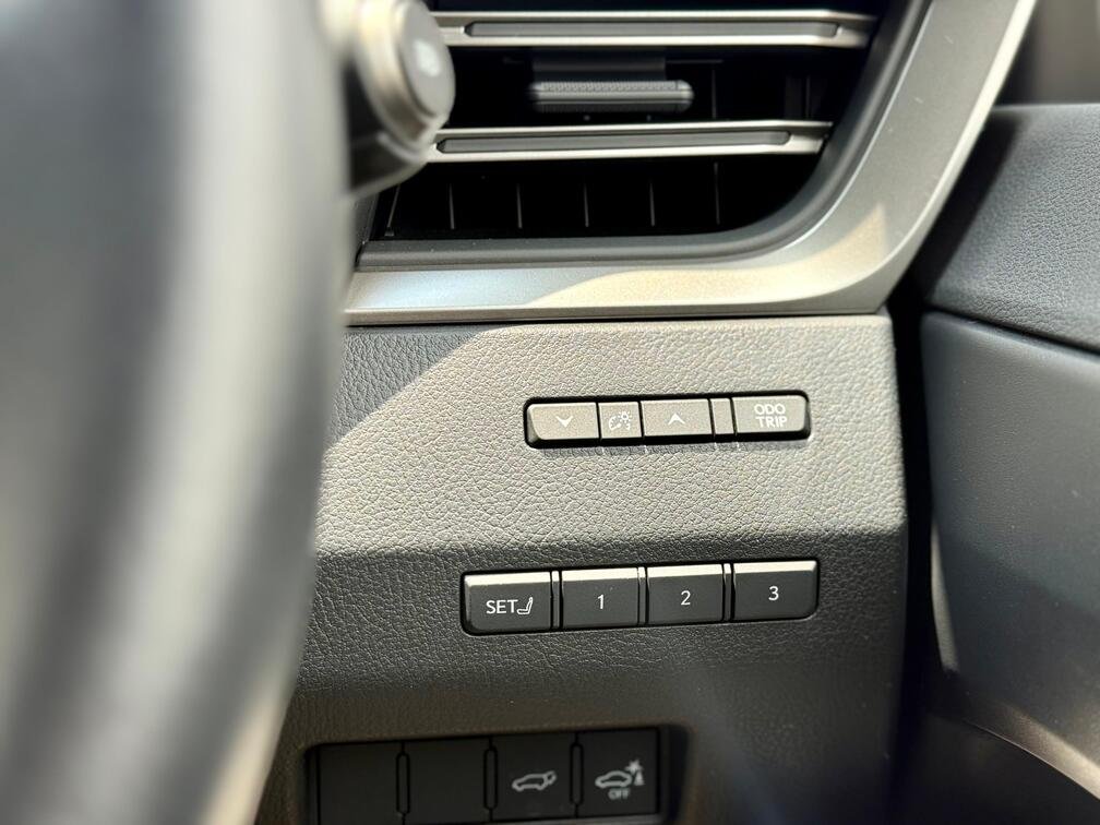 LEXUS GX550 thumbnail 13