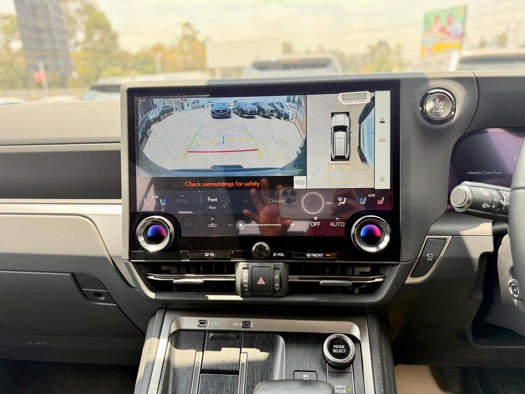LEXUS GX550 thumbnail 11
