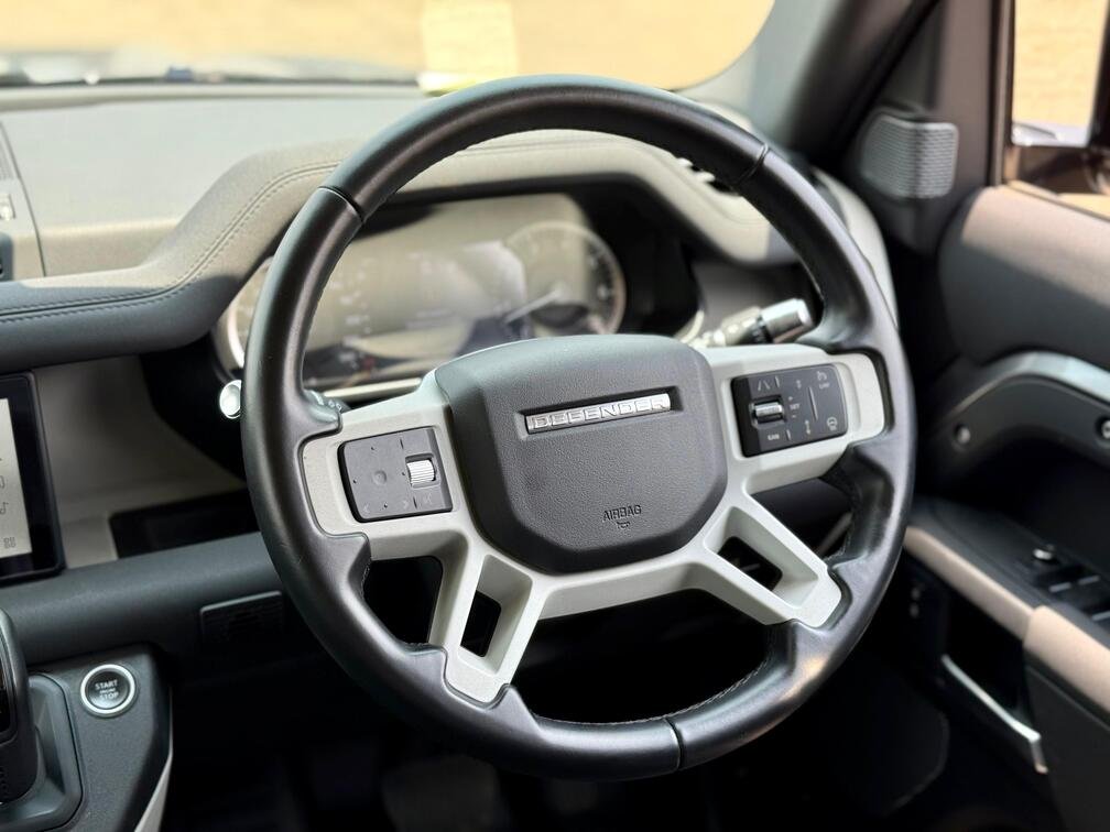 LAND ROVER DEFENDER 110 thumbnail 12