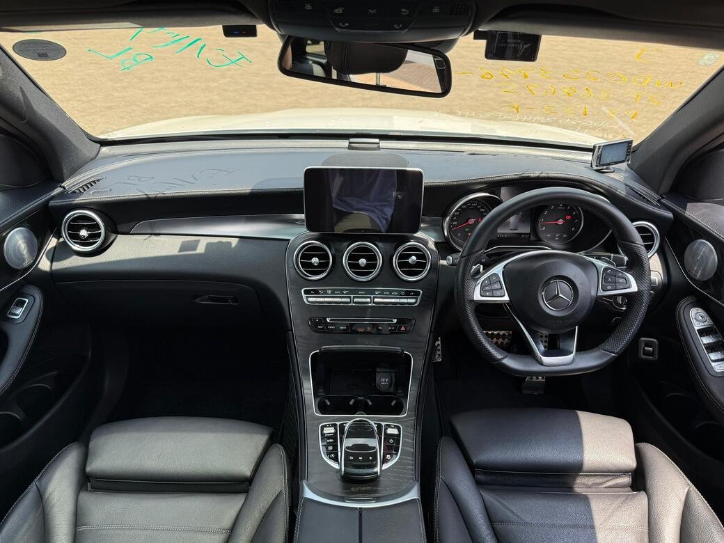 MERCEDES BENZ GLC 250 4MATIC thumbnail 11