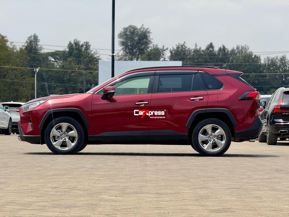 TOYOTA RAV 4 thumbnail 7
