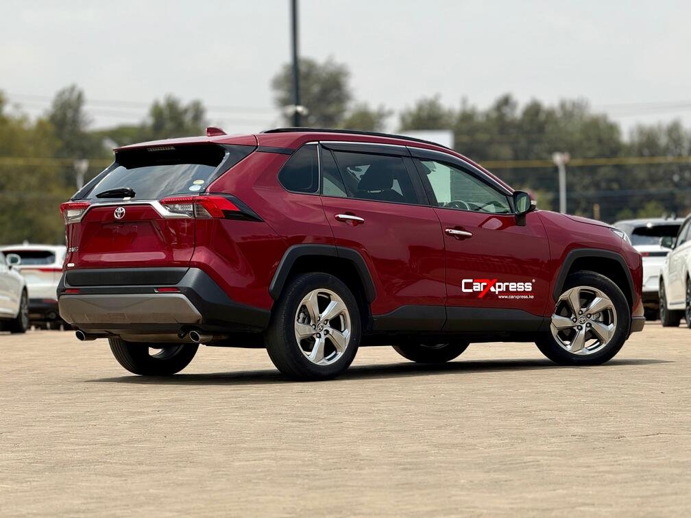 TOYOTA RAV 4 thumbnail 6