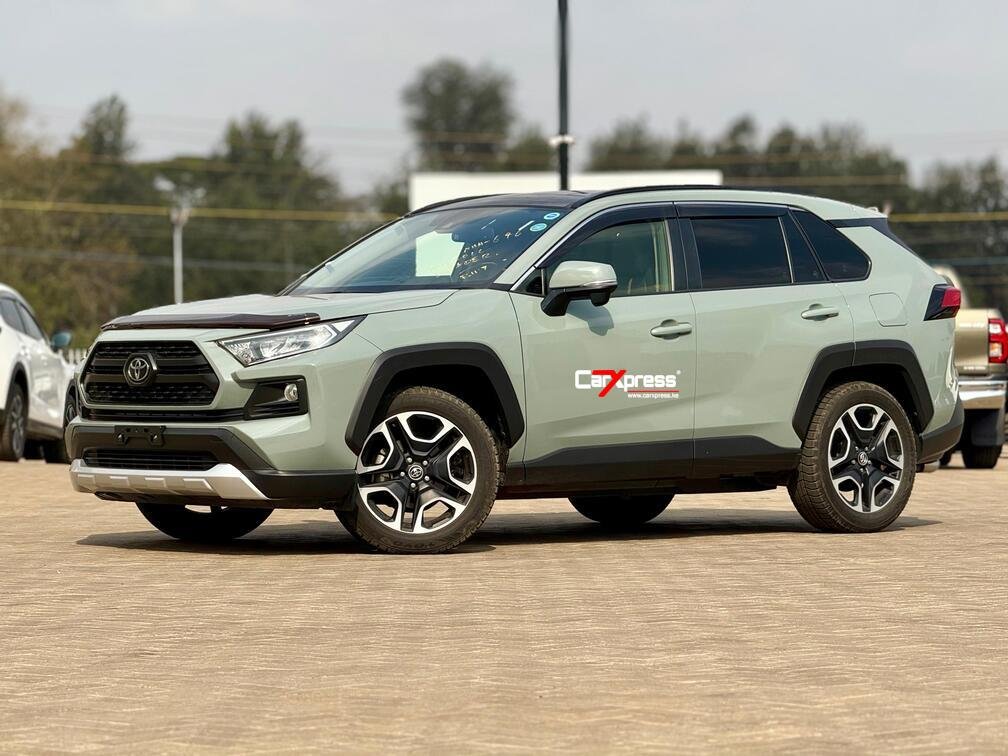 TOYOTA RAV 4 thumbnail 7