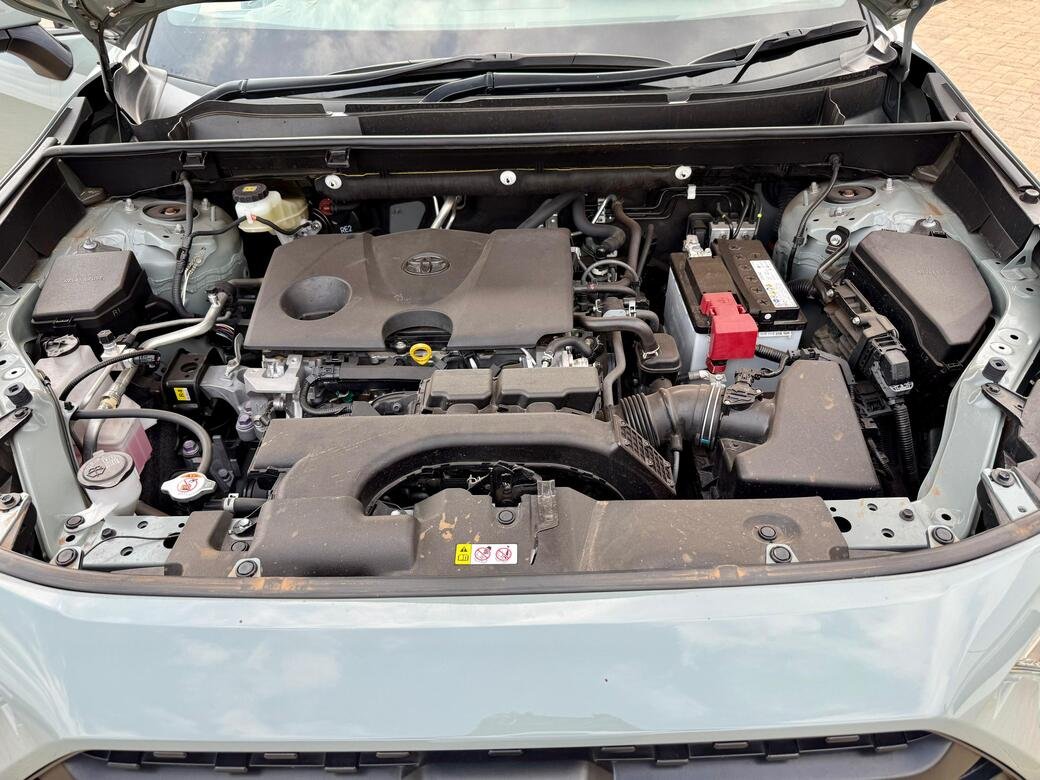 TOYOTA RAV 4 thumbnail 18