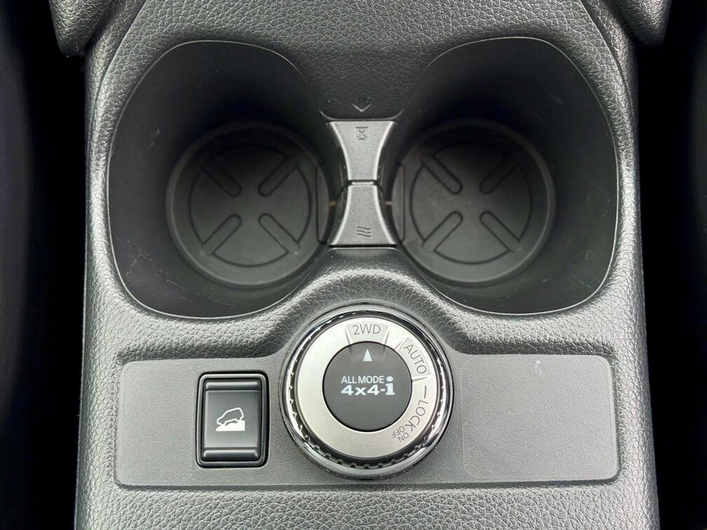 NISSAN XTRAIL NT-32 thumbnail 15