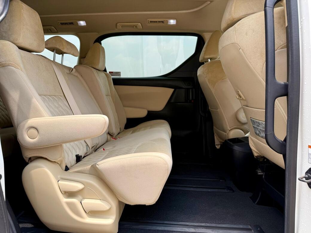 TOYOTA VELLFIRE thumbnail 16
