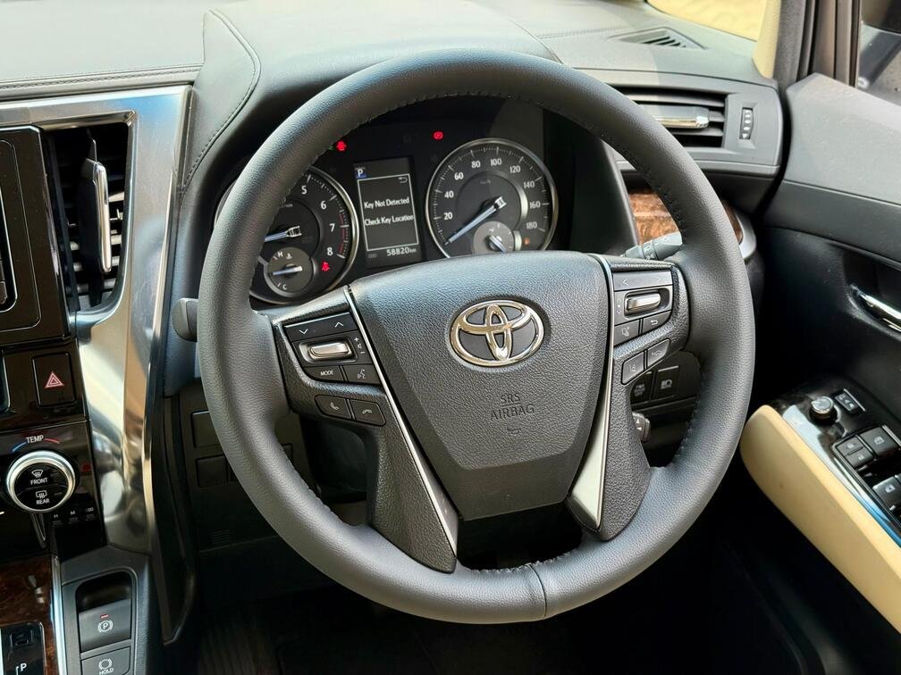 TOYOTA VELLFIRE thumbnail 14
