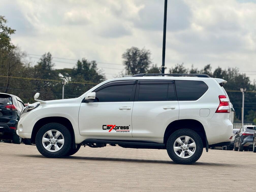 TOYOTA LAND CRUISER PRADO TX {WITH 2016 FACELIFT} thumbnail 8