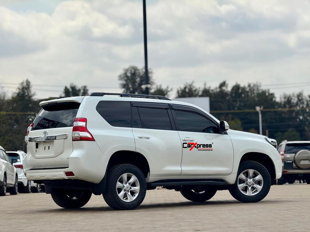 TOYOTA LAND CRUISER PRADO TX {WITH 2016 FACELIFT} thumbnail 6