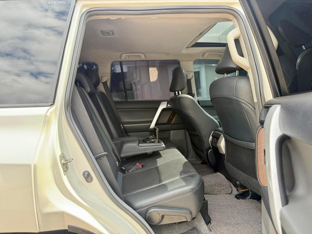 TOYOTA LAND CRUISER PRADO TX {WITH 2016 FACELIFT} thumbnail 14