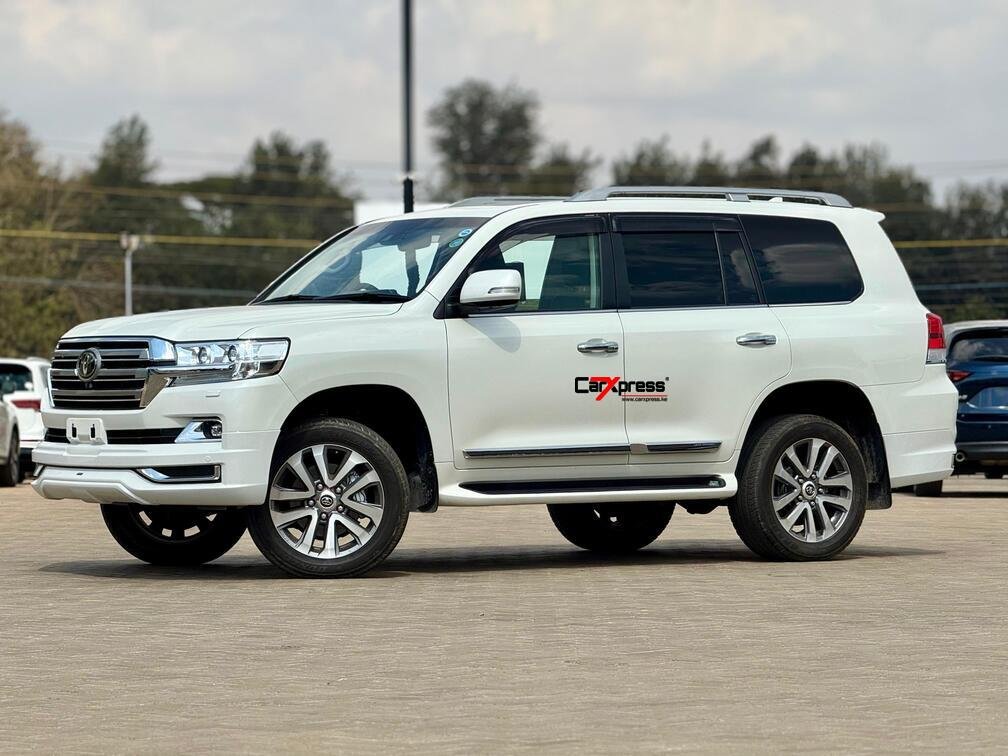 TOYOTA LAND CRUISER ZX V8 thumbnail 7