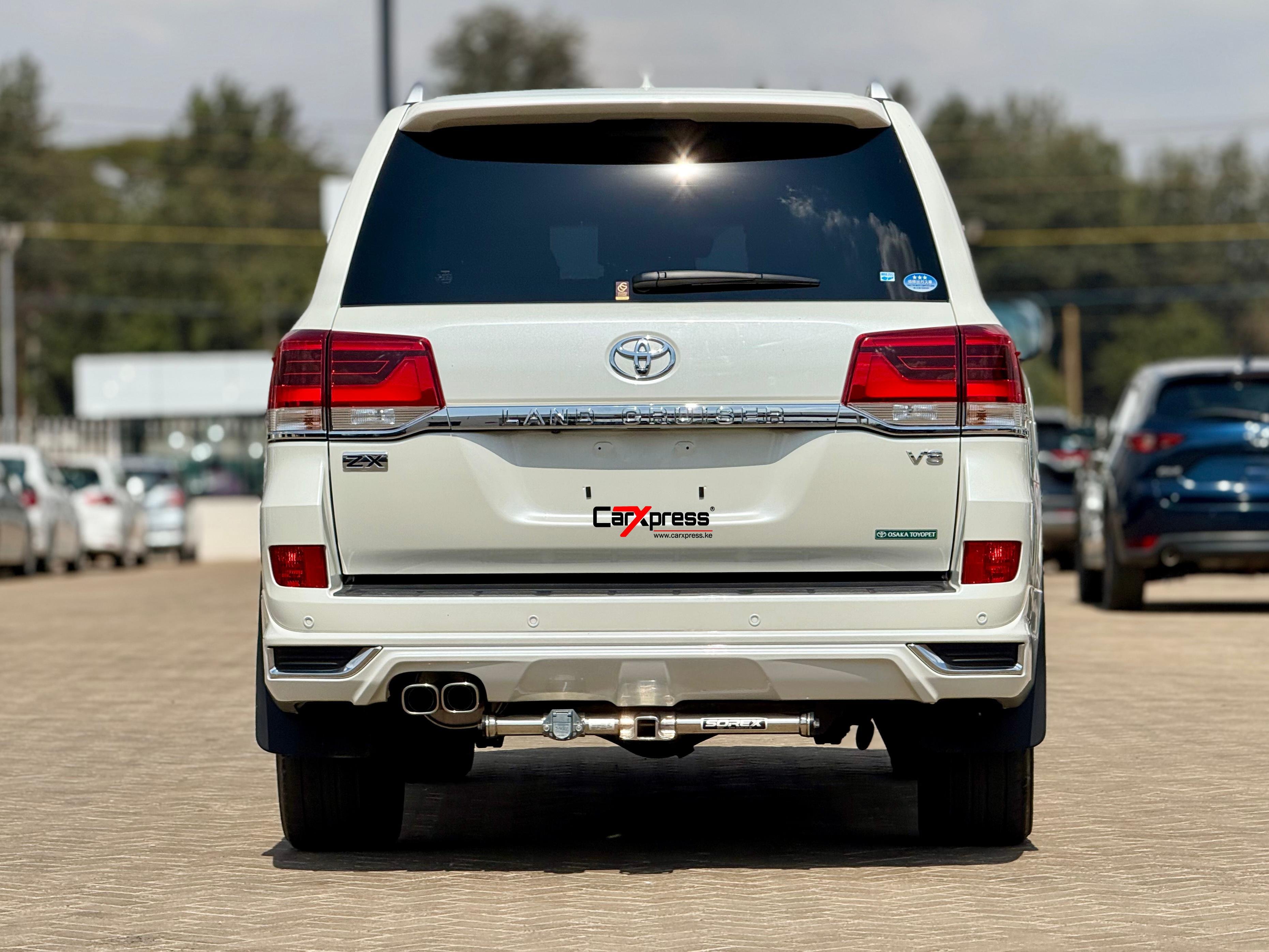 TOYOTA LAND CRUISER ZX V8 thumbnail 4