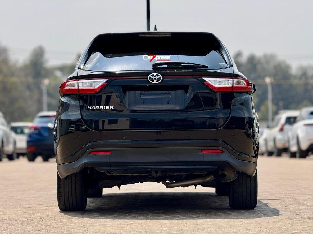 TOYOTA HARRIER thumbnail 4
