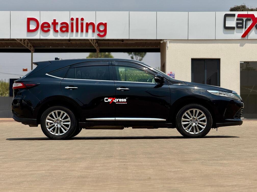 TOYOTA HARRIER thumbnail 8