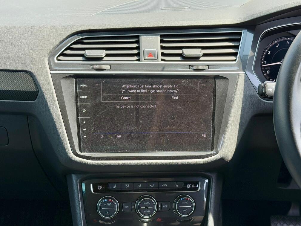 VOLKSWAGEN TIGUAN thumbnail 12