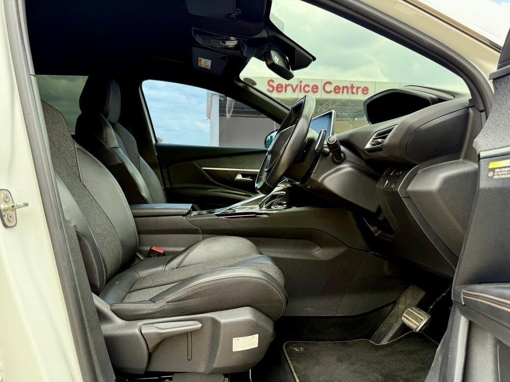 PEUGEOT 3008 GT-LINE thumbnail 9