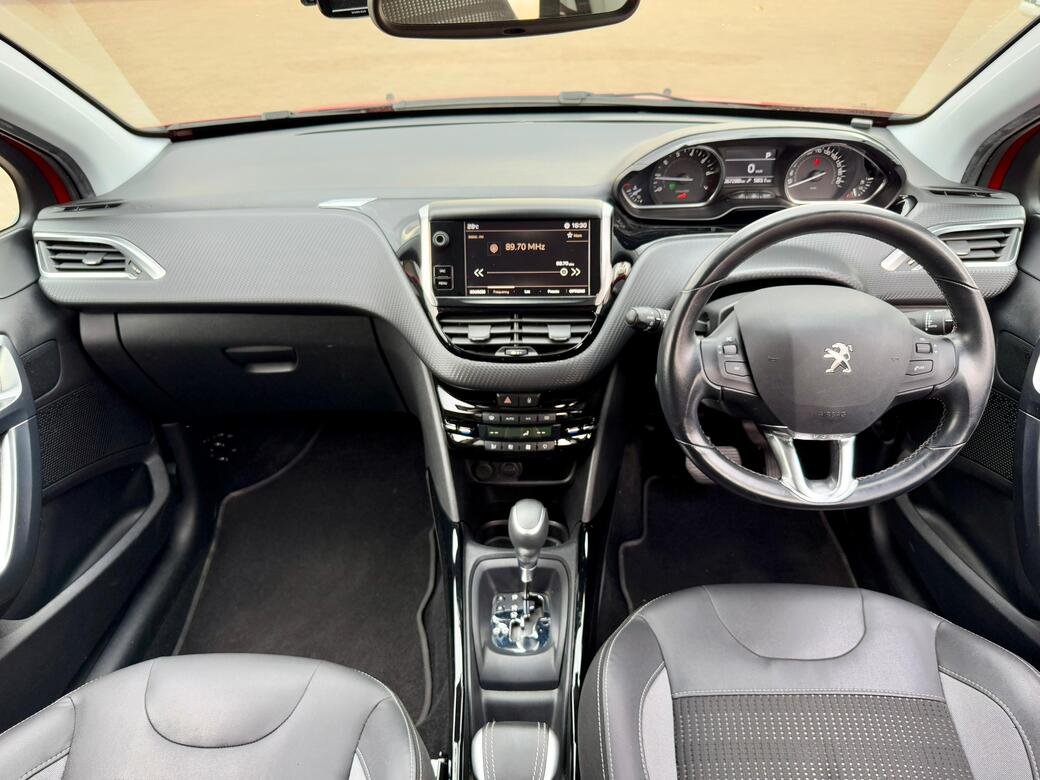 PEUGEOT 2008 thumbnail 11