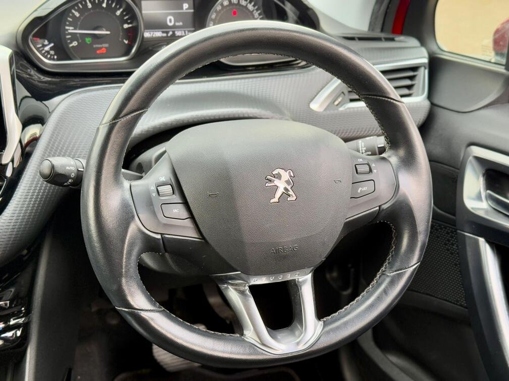 PEUGEOT 2008 thumbnail 16