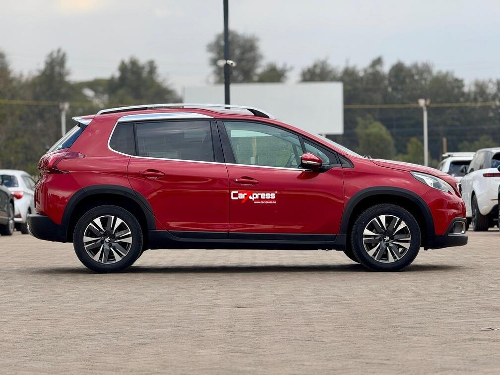 PEUGEOT 2008 thumbnail 7