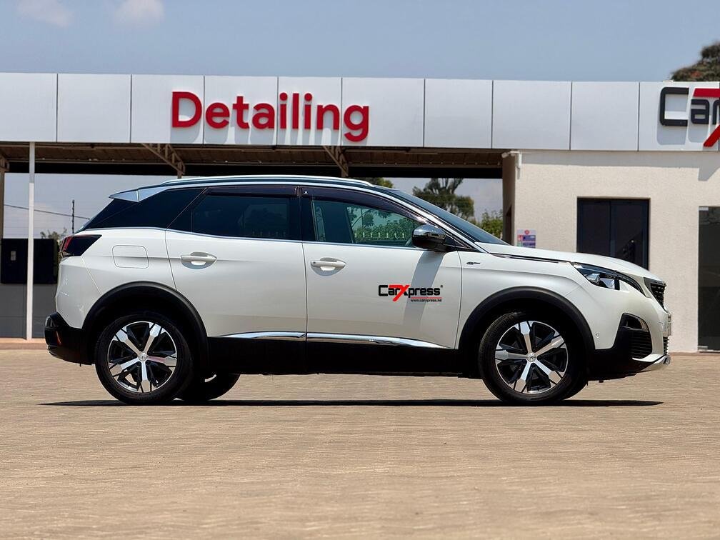 PEUGEOT 3008 GT-LINE thumbnail 7