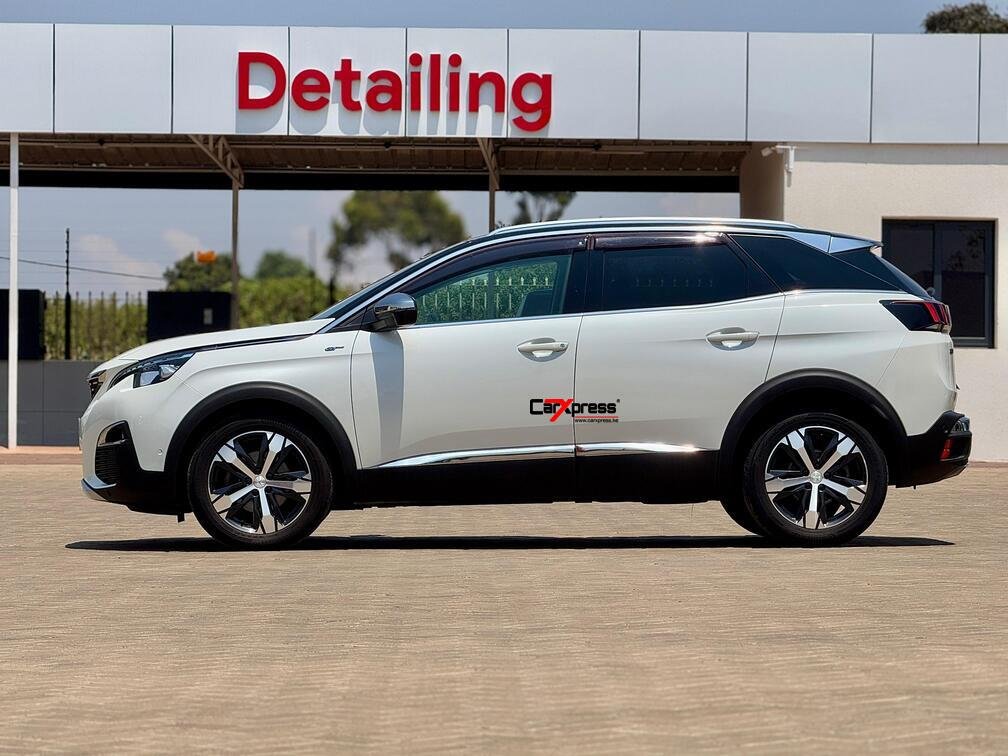 PEUGEOT 3008 GT-LINE thumbnail 8