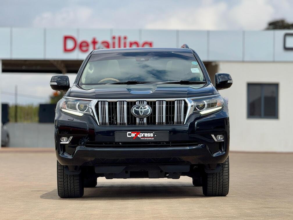 TOYOTA LAND CRUISER PRADO VXL thumbnail 3
