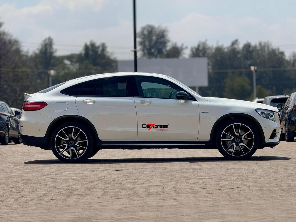 MERCEDES BENZ AMG GLC 43 COUPE 4MATIC thumbnail 7