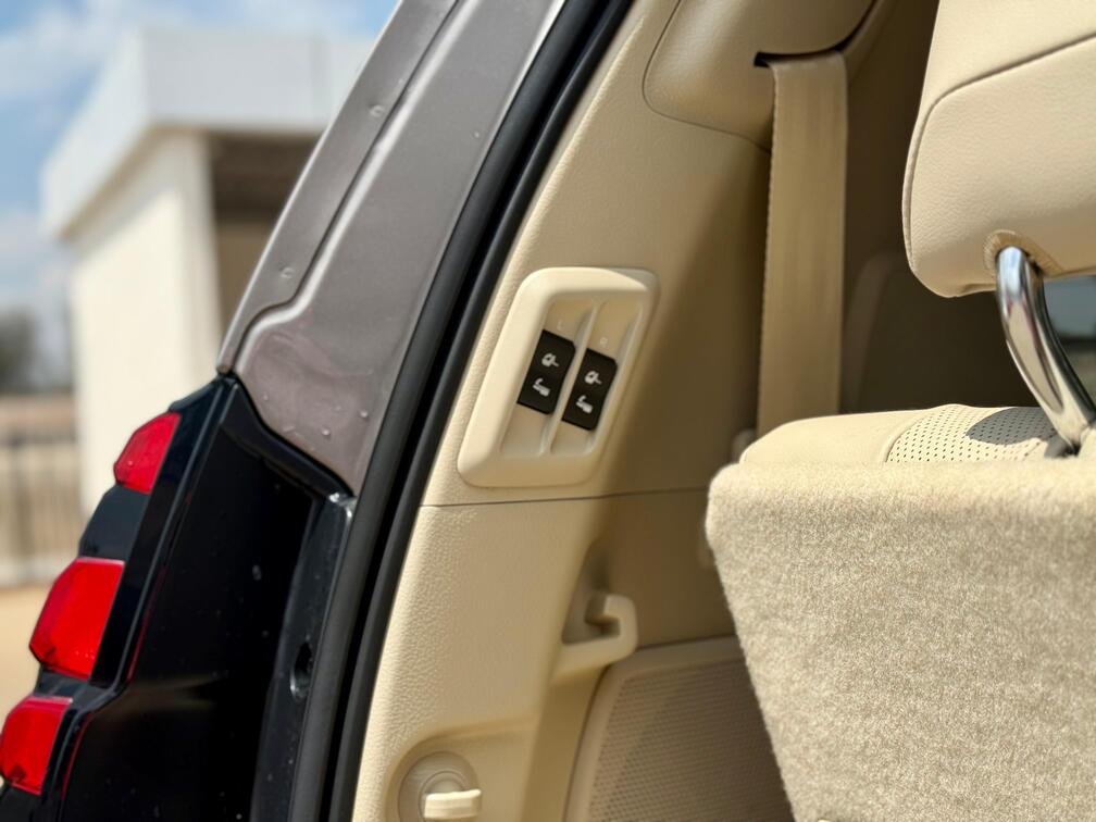 TOYOTA LAND CRUISER PRADO TXL thumbnail 15