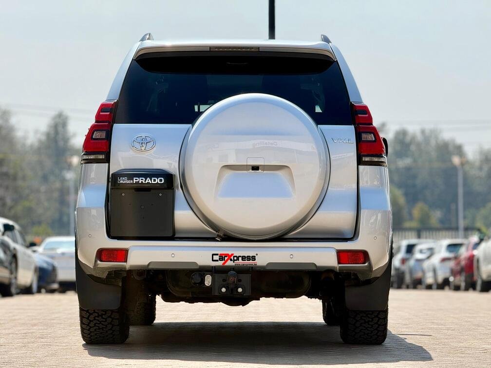TOYOTA LAND CRUISER PRADO VXL thumbnail 4