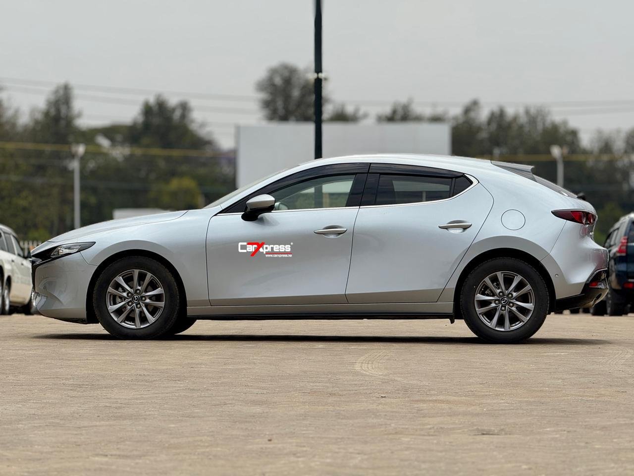 MAZDA 3 SKYACTIV-G thumbnail 6